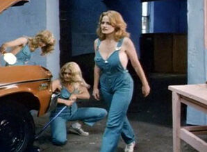 Garage Dolls (1981)
